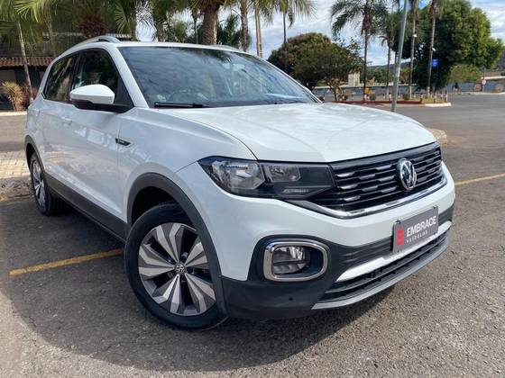 VOLKSWAGEN T-CROSS 1.0 200 TSI TOTAL FLEX AUTOMÁTICO VOLKSWAGEN T-CROSS 1.0 200 TSI TOTAL FLEX AUTOMÁTICO